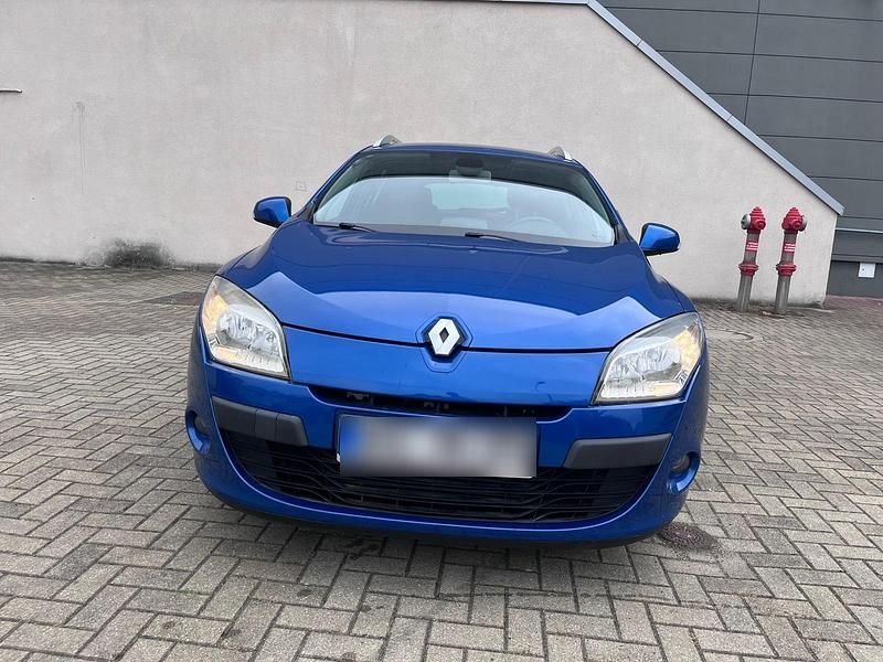 Gebraucht Renault Mégane GrandTour 130 PS (95 kW) 2010 Kombi