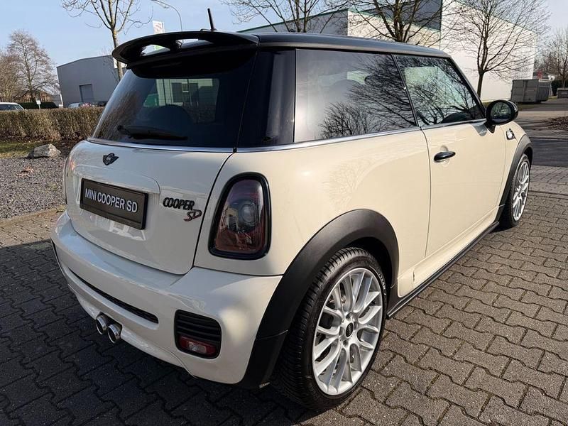Gebraucht Mini Cooper SD 143 PS (105 kW) 2013 Weiß Kleinwagen