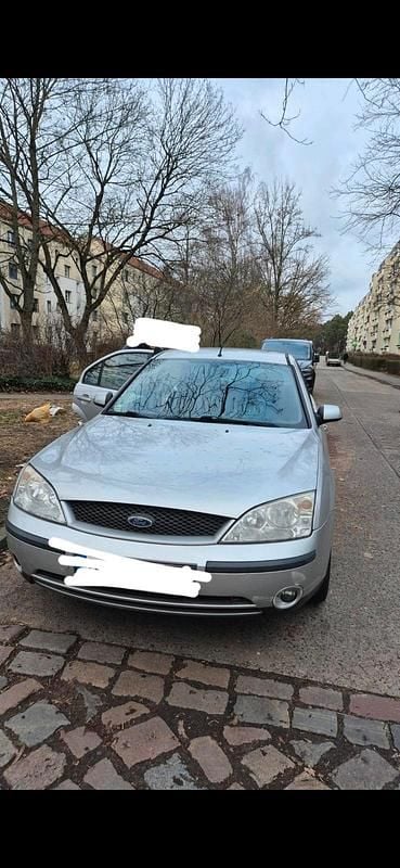 Gebraucht Ford Mondeo 145 PS (106 kW) 2001 Grau Limousine