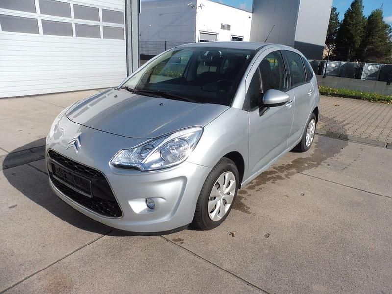 Silber Gebraucht 2011 Citroën C3 Tendance Kleinwagen | 4.990 € (Fairer Preis) - Bild 1/4