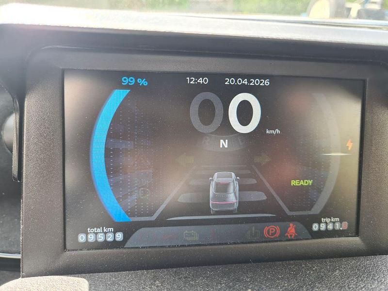 Second-hand Micro Microlino 13 kW (18 CP) 2023 Portocaliu Hatchback