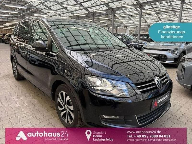 Schwarz Gebraucht 2022 VW Sharan Active Van / Kleinbus | 33.330 € (Fairer Preis) - Bild 1/4