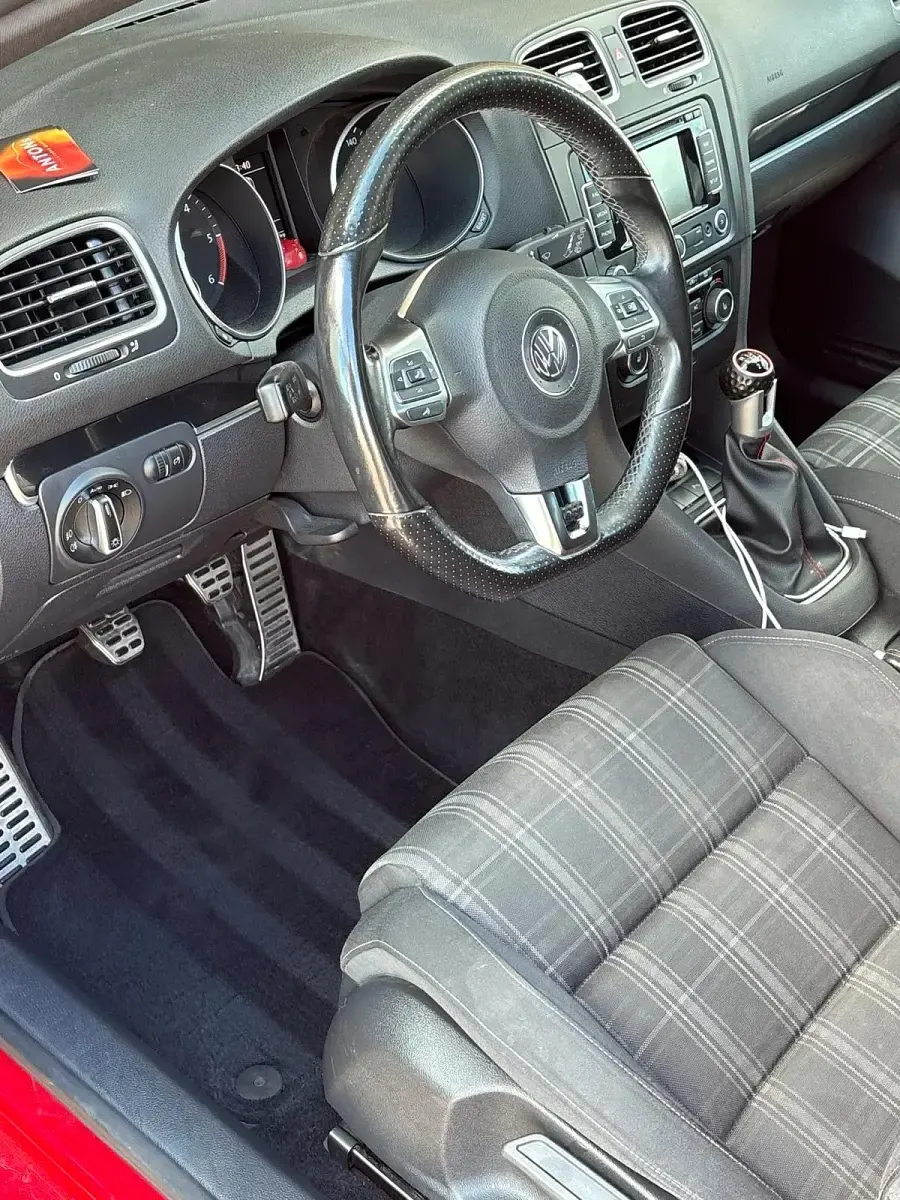Gebraucht VW Golf VII GTD 170 PS (125 kW) 2012 Rot Limousine