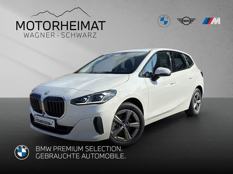 Weiß Gebraucht 2024 BMW 218 Active Tourer Van / Kleinbus | 28.250 € (Fairer Preis) - Bild 1/3
