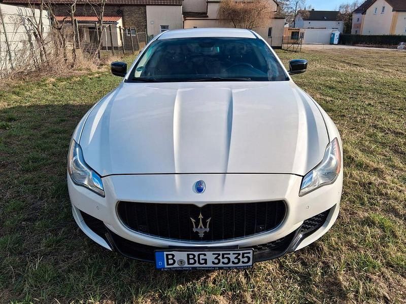 Gebraucht Maserati Quattroporte 275 PS (202 kW) 2014 Weiß Limousine