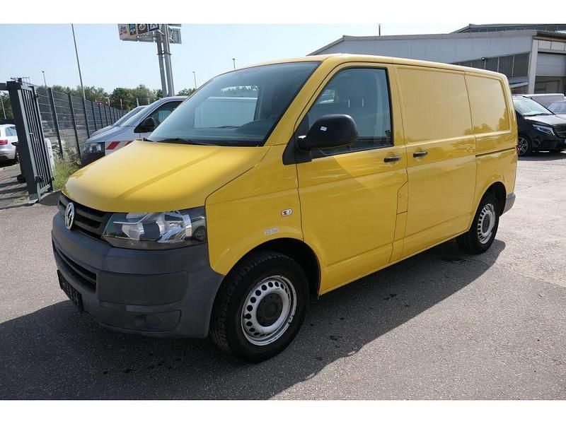 Gebraucht VW T5 84 PS (61 kW) 2012 Ginstergelb r1032 Van