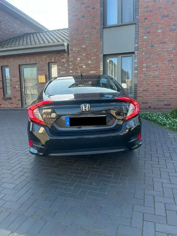 Gebraucht Honda Civic Executive 182 PS (133 kW) 2017 Schwarz Limousine