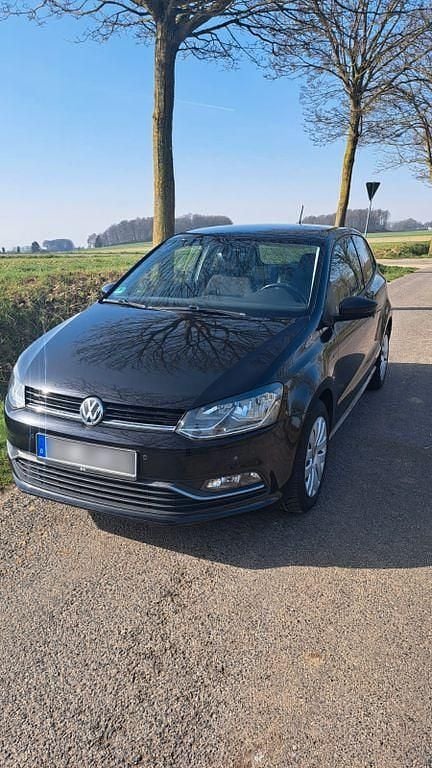 Gebraucht VW Polo LOUNGE 90 PS (66 kW) 2015 Schwarz Kleinwagen