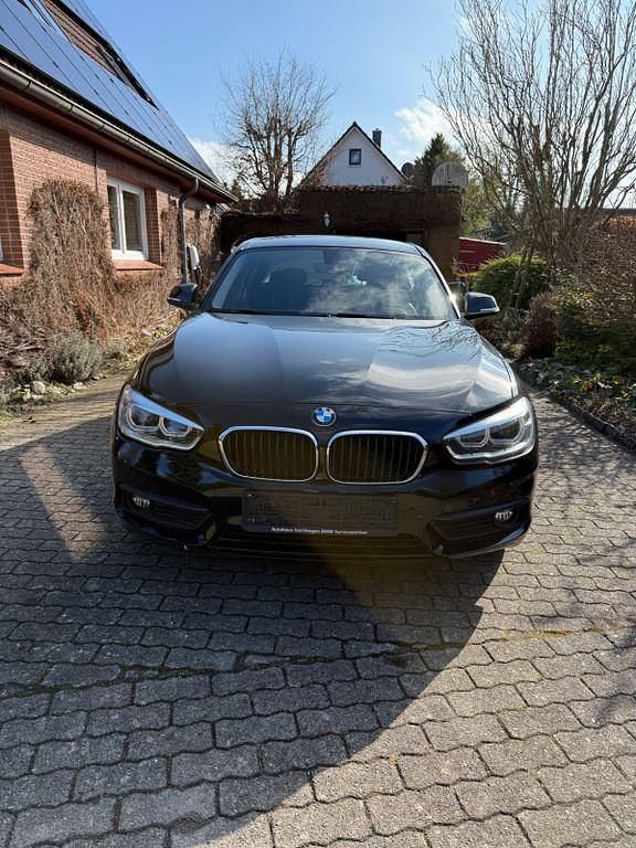 Gebraucht BMW 116 109 PS (80 kW) 2017 Schwarz Kleinwagen