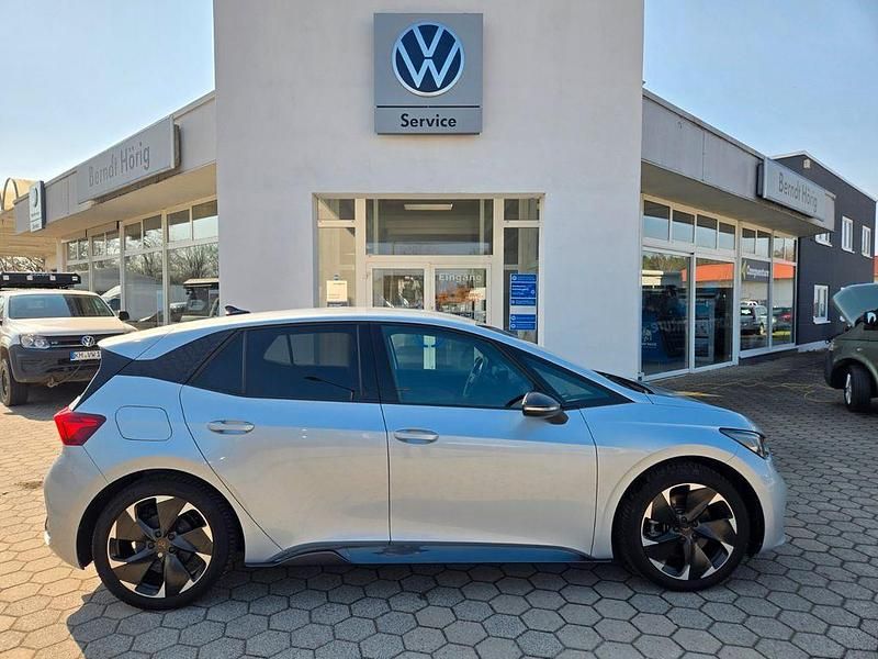 Gebraucht Cupra Born 169 kW (231 PS) 2023 Geysir silber Kleinwagen