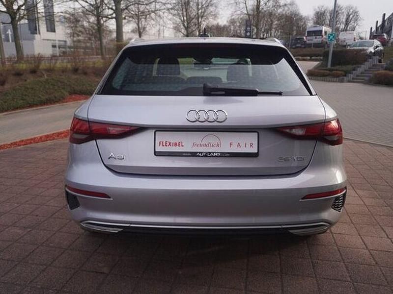 Gebraucht Audi A3 Comfort 150 PS (110 kW) 2022 Silber Limousine