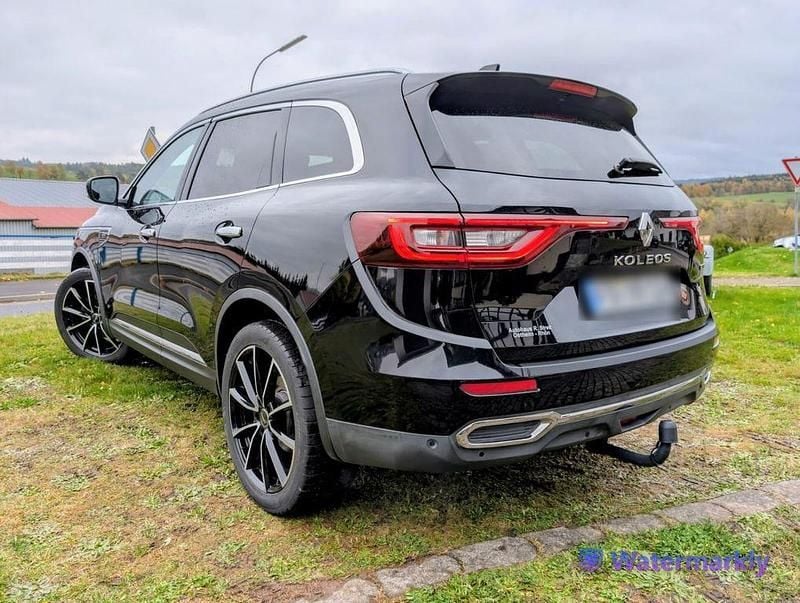 Second-hand Renault Koleos Initiale 177 CP (130 kW) 2018 Negru SUV