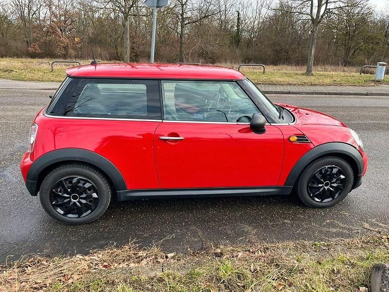 Gebraucht Mini ONE Chili 98 PS (72 kW) 2012 Rot Kleinwagen