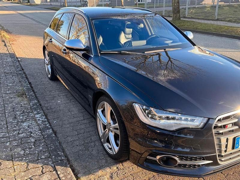 Blau Gebraucht 2014 Audi S6 Ambiente Kombi | 29.999 € (Fairer Preis) - Bild 1/4