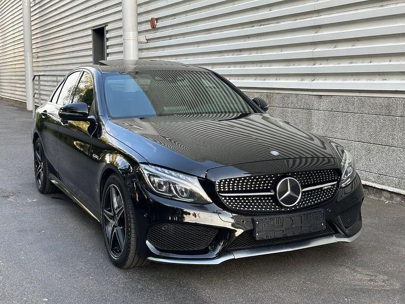 Schwarz Gebraucht 2016 Mercedes C43 AMG AMG Limousine | 28.490 € (Fairer Preis) - Bild 1/4