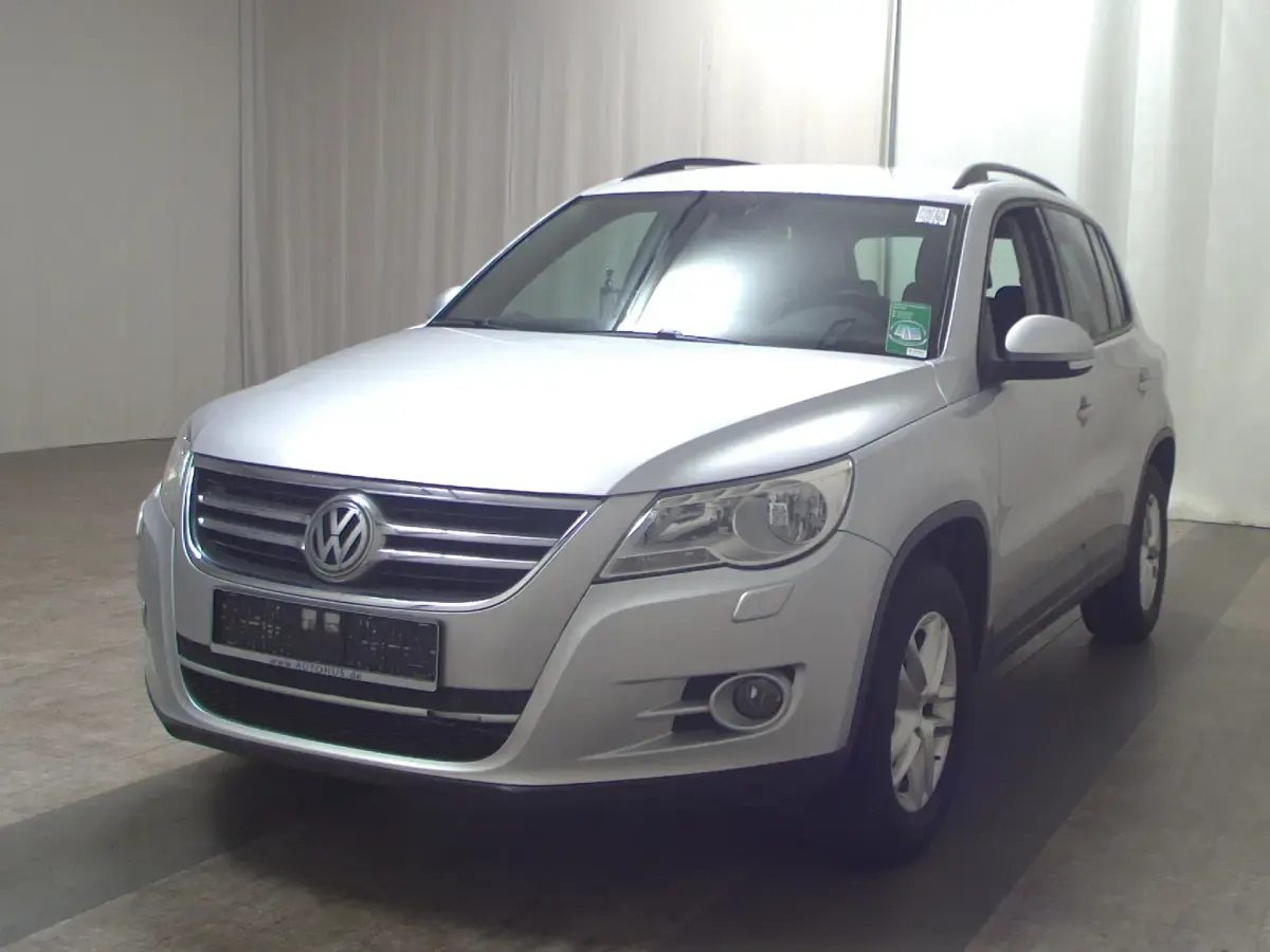 Gebraucht VW Tiguan Trendline 140 PS (102 kW) 2011 Other SUV