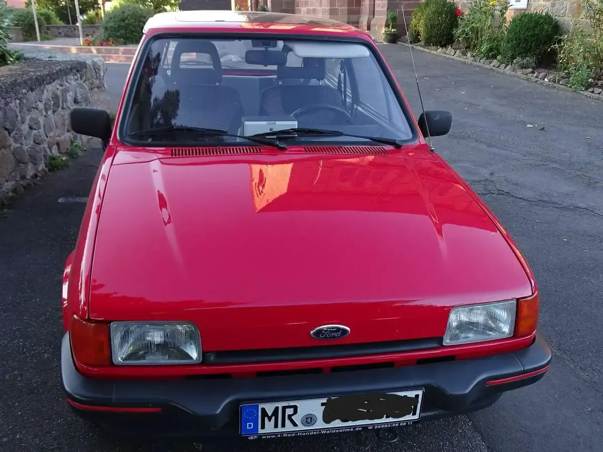 Gebraucht Ford Fiesta S 49 PS (36 kW) 1987 Rot Kleinwagen