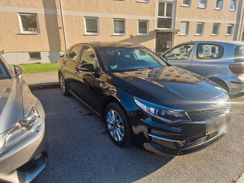 Schwarz Gebraucht 2016 Kia Optima Spirit Limousine | 13.500 € (Guter Preis) - Bild 1/4