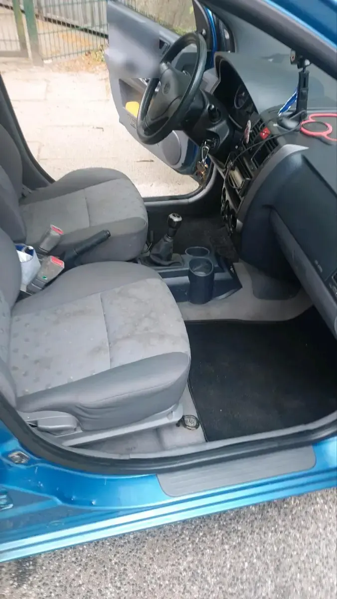 Second-hand Hyundai Getz 63 CP (46 kW) 2003 Albastru Hatchback