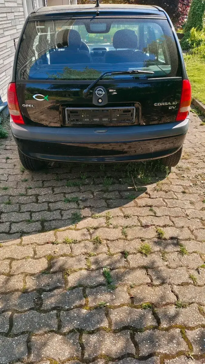 Gebraucht Opel Corsa 58 PS (42 kW) 1998 Schwarz Kleinwagen
