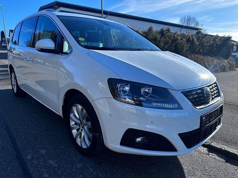 Gebraucht Seat Alhambra Style 150 PS (110 kW) 2021 Weiß Van / Kleinbus