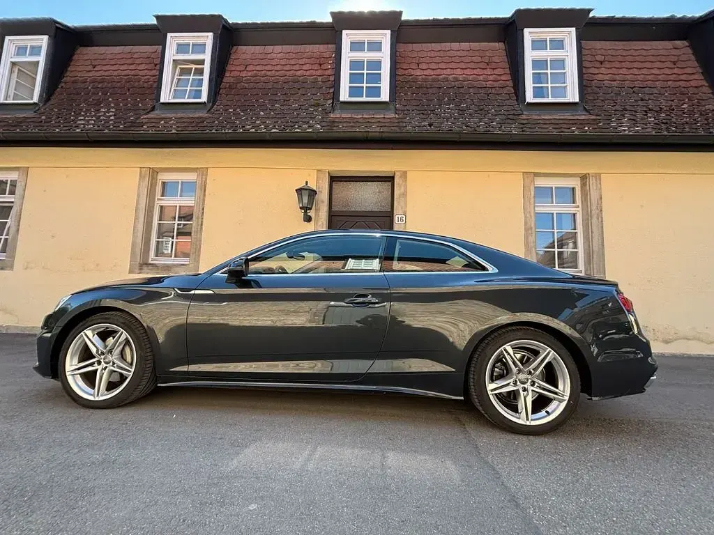 Używany Audi A5 Advanced 190 KM (139 kW) 2020 Szary Coupe
