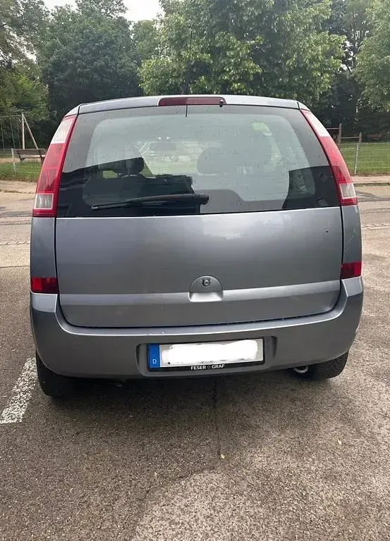 Gebraucht Opel Meriva 101 PS (74 kW) 2004 Silber Van / Kleinbus