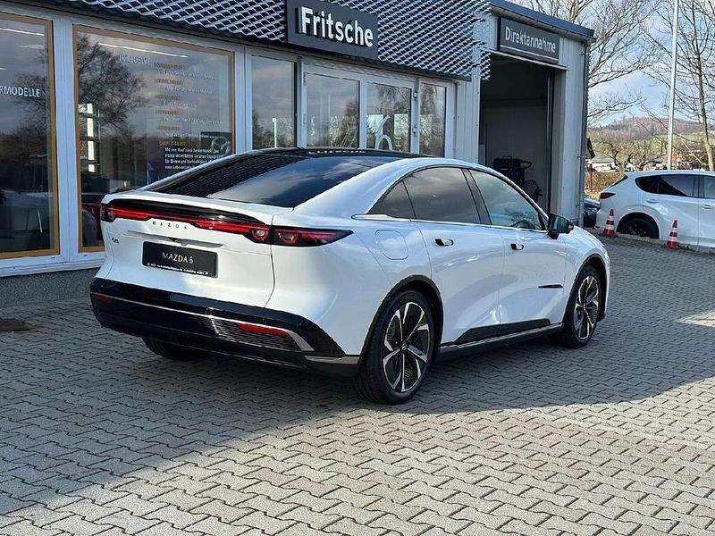 Neu Mazda 6e Takumi-Line 189 kW (258 PS) 2026 Weiß Limousine