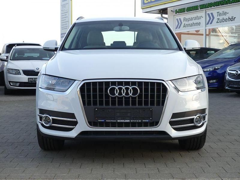 Gebraucht Audi Q3 Advanced 140 PS (102 kW) 2013 Weiß SUV