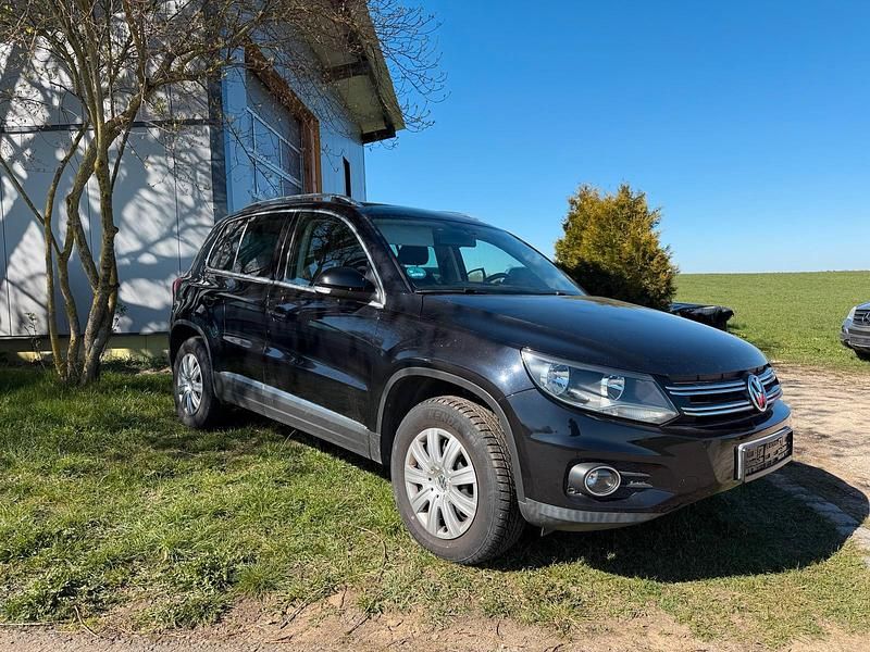 Gebraucht VW Tiguan Style 160 PS (117 kW) 2012 Schwarz SUV