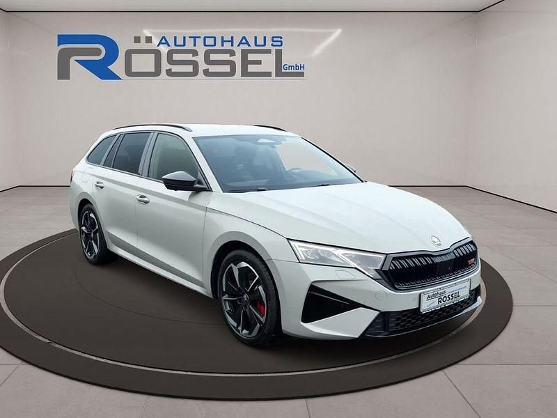 Neu Skoda Octavia RS 265 PS (194 kW) 2026 Stahlgrau Kombi