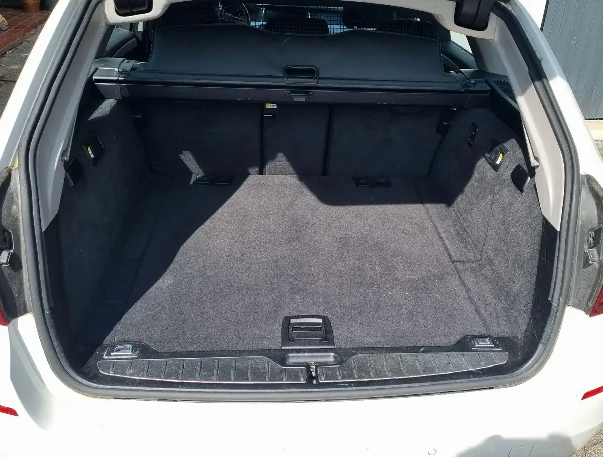 Gebraucht BMW 530 258 PS (189 kW) 2015 Weiß Kombi