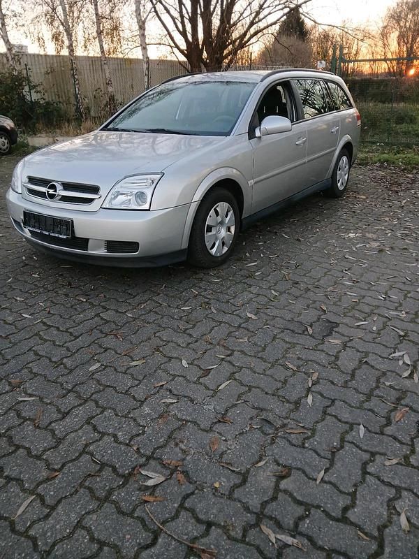 Silber Gebraucht 2004 Opel Vectra Kombi | 1.200 € (Guter Preis) - Bild 1/4