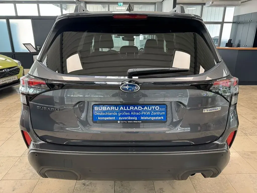 Gebraucht Subaru Forester Exclusive+ 136 PS (100 kW) 2025 Grau SUV