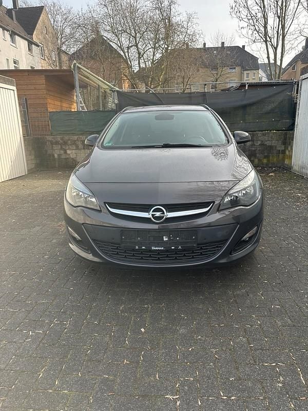 Gebraucht Opel Astra 110 PS (80 kW) 2016 Grau Kombi