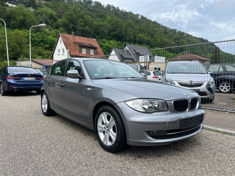 Gebraucht BMW 116 Advantage 122 PS (89 kW) 2011 Grau Kleinwagen