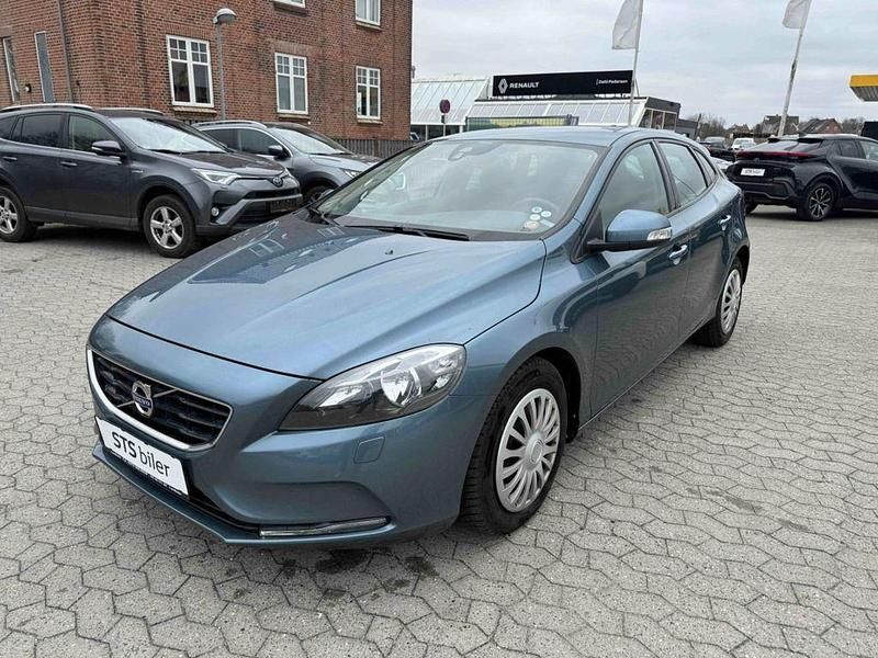 Gebraucht Volvo V40 Kinetic 114 PS (83 kW) 2012 Blau Kleinwagen