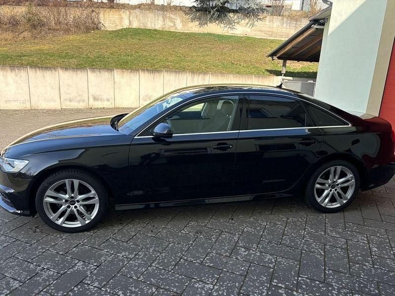 Gebraucht Audi A6 Ambiente 190 PS (139 kW) 2018 Schwarz Limousine