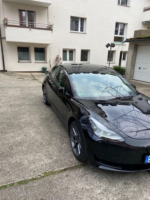 Gebraucht Tesla Model 3 RWD 239 kW (325 PS) 2021 Schwarz Limousine