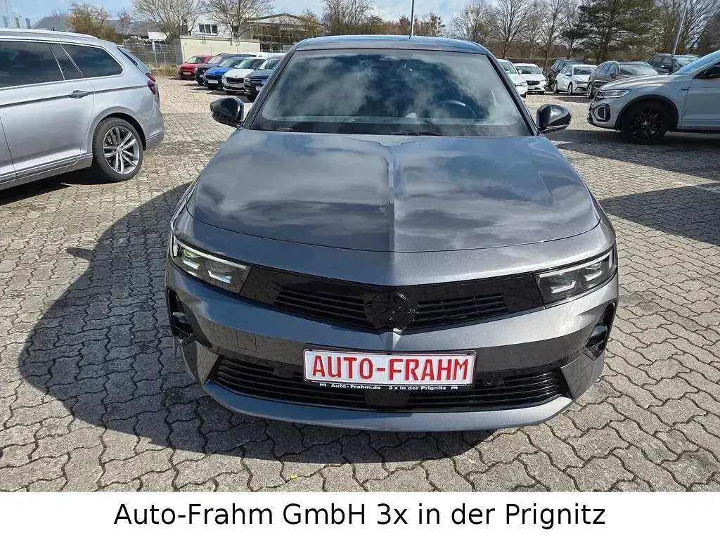 Gebraucht Opel Astra 131 PS (96 kW) 2025 Grau Kleinwagen