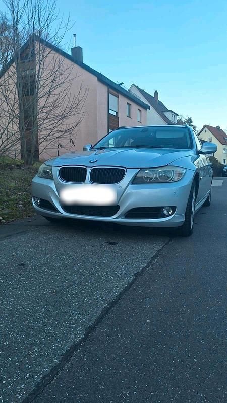 Gebraucht BMW 318 140 PS (102 kW) 2012 Andere farben Kombi