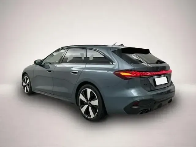 Gebraucht Audi A5 S-Line 204 PS (150 kW) 2025 Manufacturer Kombi