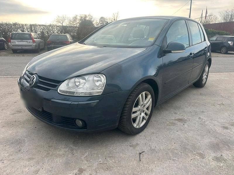 Grau Gebraucht 2006 VW Golf Edition Limousine | 2.499 € (Fairer Preis) - Bild 1/4