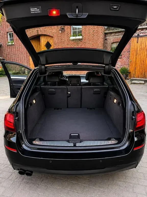 Gebraucht BMW 530 Performance 258 PS (189 kW) 2015 Schwarz Kombi
