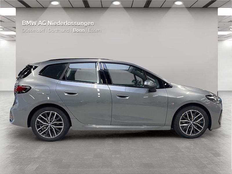 Gebraucht BMW 223 Active Tourer M Sport 204 PS (150 kW) 2022 Grau Van / Kleinbus