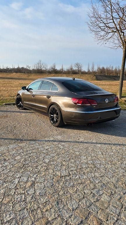 Gebraucht VW CC 140 PS (102 kW) 2012 Braun Limousine