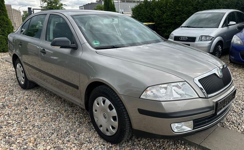 Beige Gebraucht 2008 Skoda Octavia Limousine | 3.590 € (Fairer Preis) - Bild 1/4