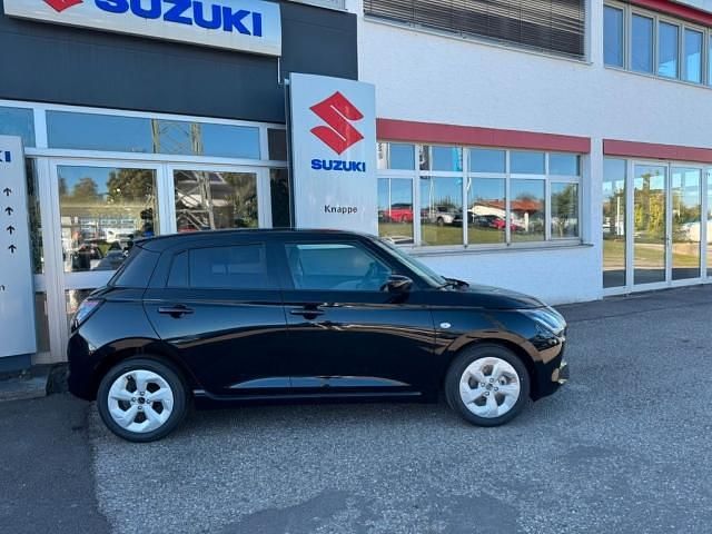 Neu Suzuki Swift Comfort 83 PS (61 kW) 2026 Schwarz Kleinwagen