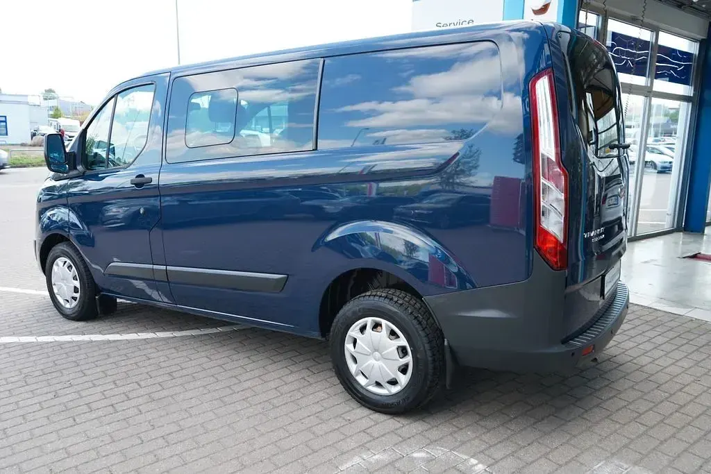 Gebraucht Ford Transit Custom Trend 131 PS (96 kW) 2016 Blazer blue Kombi