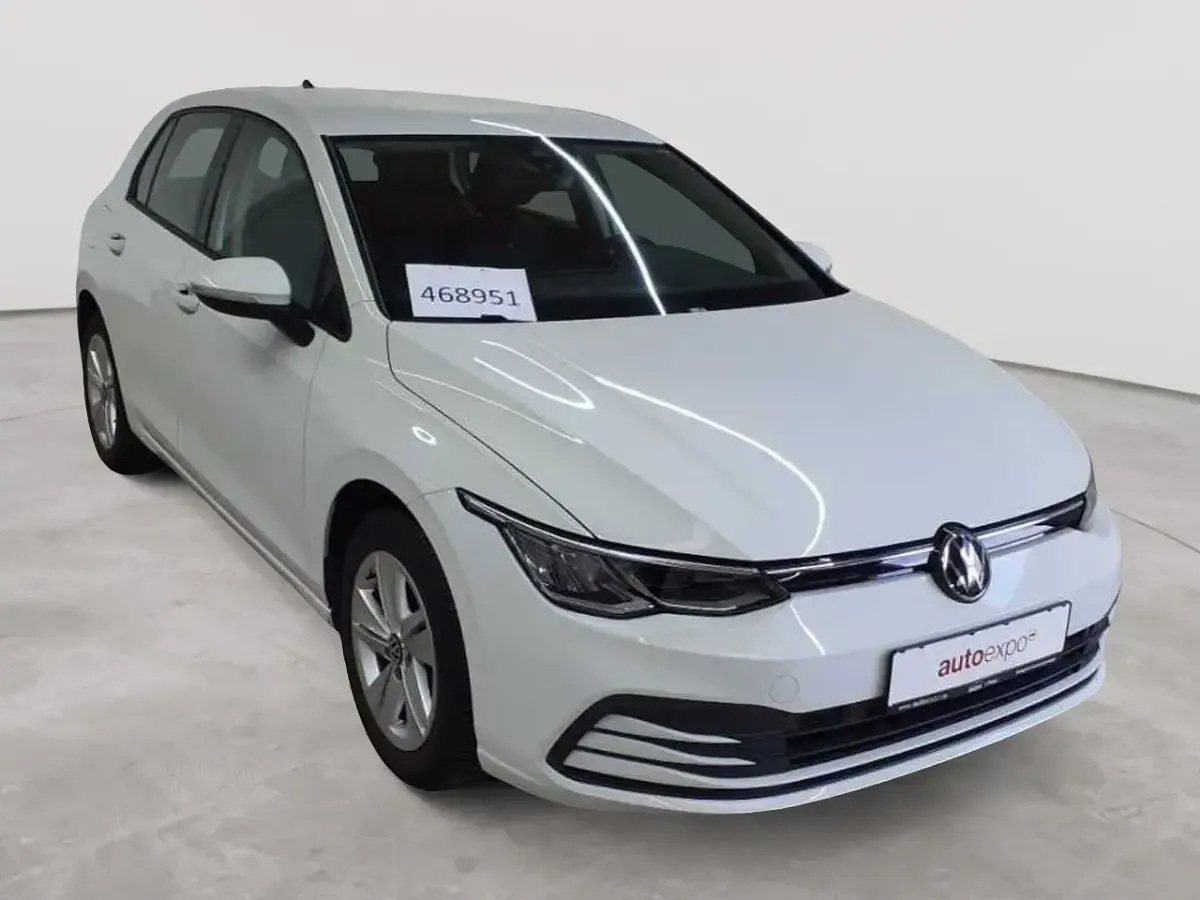 Usata VW Golf VIII Life 131 CV (96 kW) 2022 Berlina